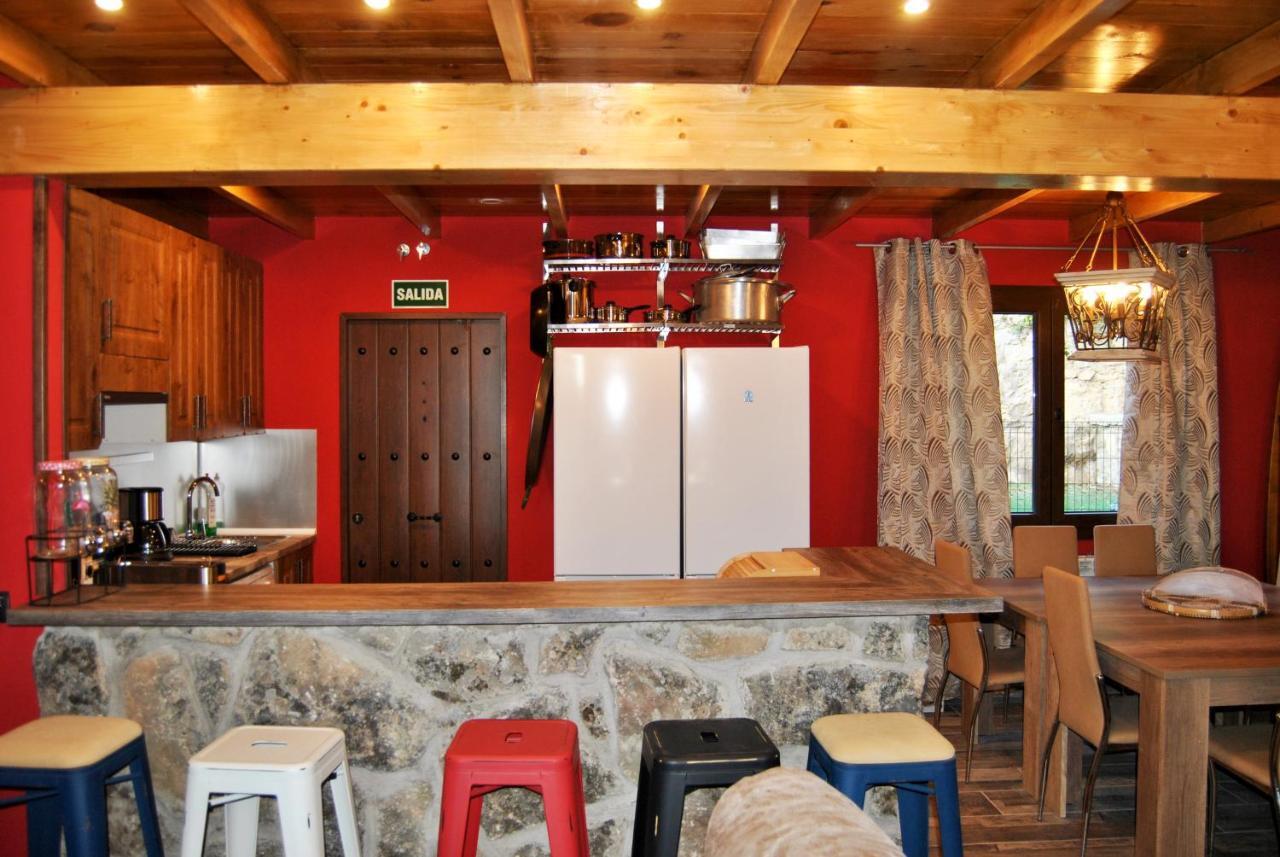 Complejo Casas Rurales Mansiones Y Villas Deluxe Кольядо-Медиано Экстерьер фото