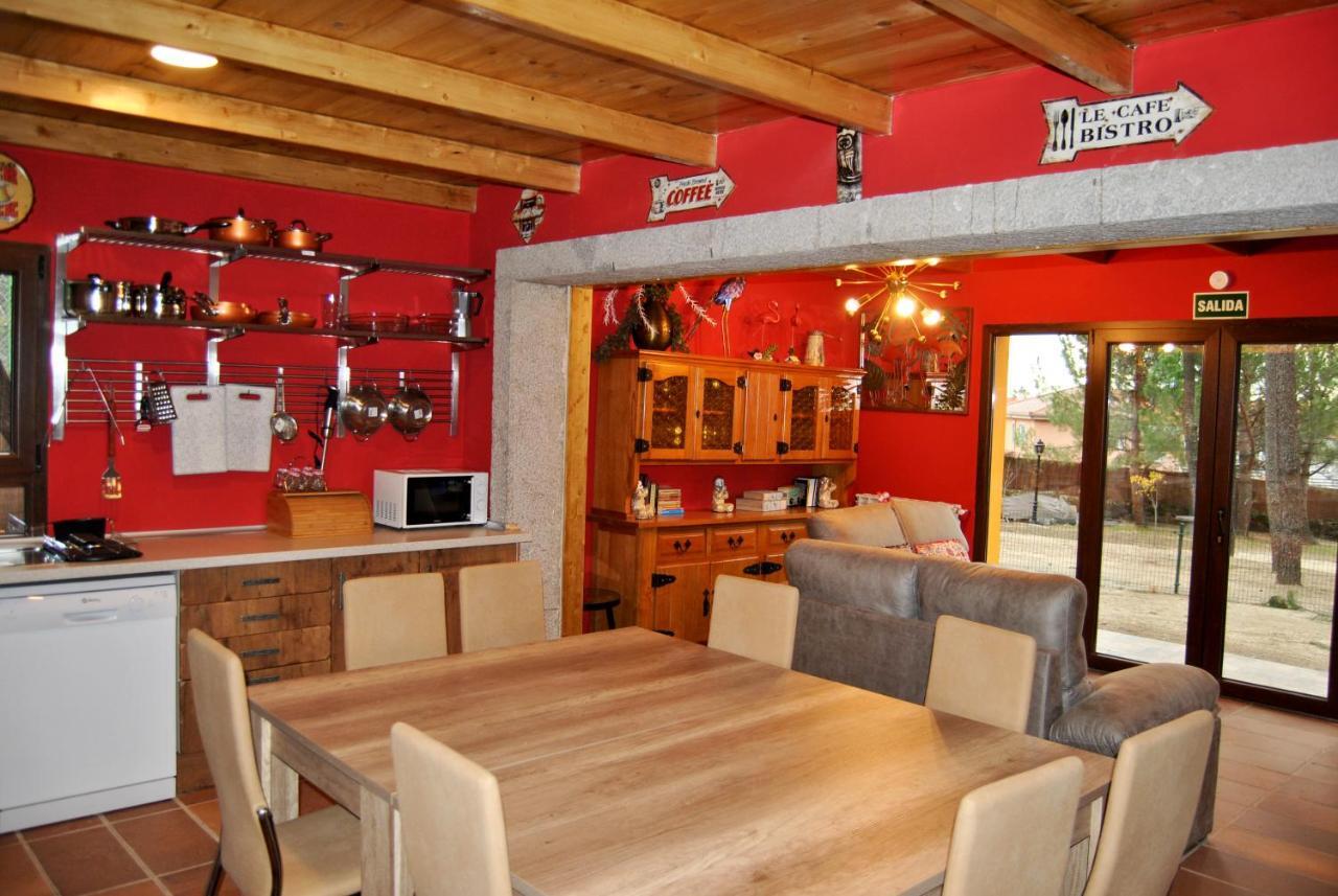 Complejo Casas Rurales Mansiones Y Villas Deluxe Кольядо-Медиано Экстерьер фото