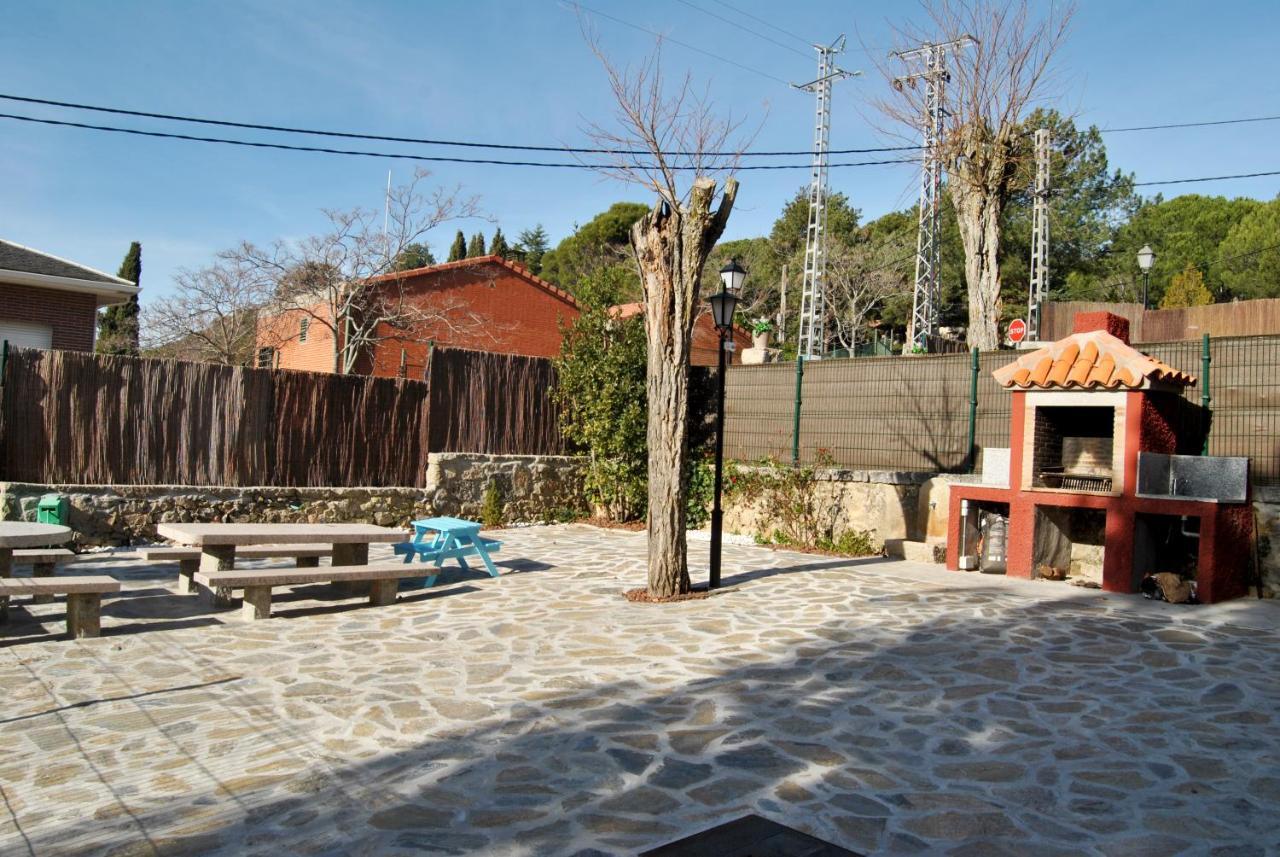 Complejo Casas Rurales Mansiones Y Villas Deluxe Кольядо-Медиано Экстерьер фото