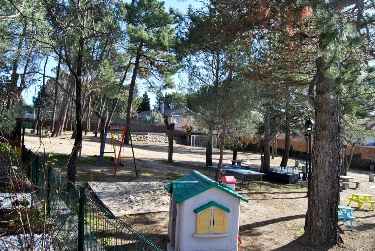 Complejo Casas Rurales Mansiones Y Villas Deluxe Кольядо-Медиано Экстерьер фото